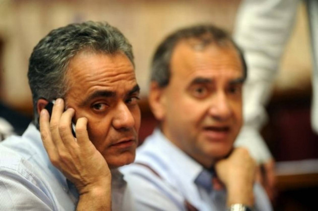 Σκουρλέτης για Διαμαντόπουλο: Ας τον κρίνουν οι ψηφοφόροι του