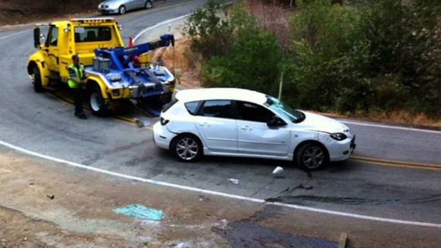 Απίστευτη γκάφα από οδηγό γερανού (vid)