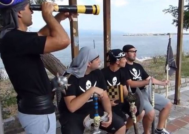 Captain Hoop and the Corsairs: Το χιουμοριστικό βίντεο που σαρώνει στο διαδίκτυο