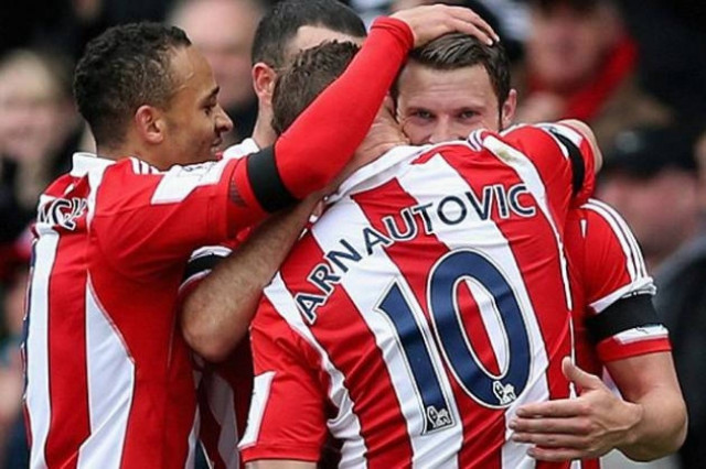 Στόουκ: Έκλεψε τον άσο του... Ολυμπιακού