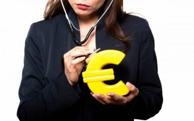 ΟΟΣΑ: Ουραγοί οι Έλληνες σε διάρκεια και ποιότητα ζωής