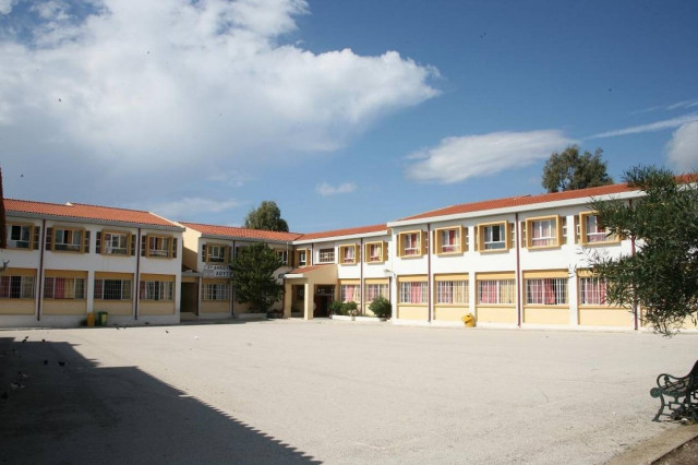 Πότε ξεκινούν και επίσημα τα σχολεία