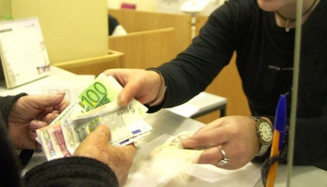 Εισέπραττε επί ενάμισι χρόνο τη σύνταξη νεκρού συγγενή του