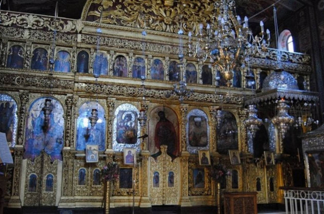 Διέρρηξαν μοναστήρι στην Κερατέα