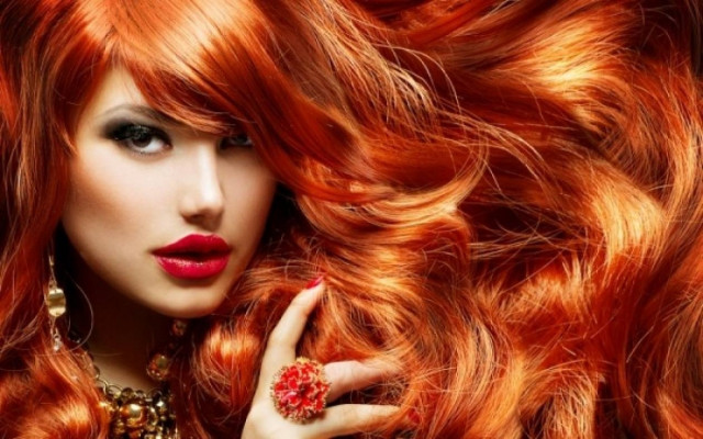 Τι να κάνετε για να διατηρήσετε το χρώμα των βαμμένων μαλλιών