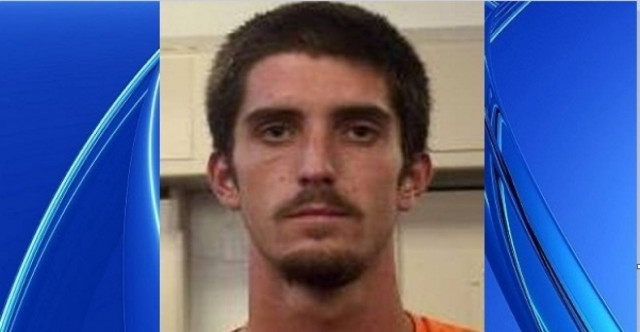 Διαρρήκτης φόρεσε γυναικείο μαγιό και έλεγε ότι είναι... άγγελος! (βίντεο)