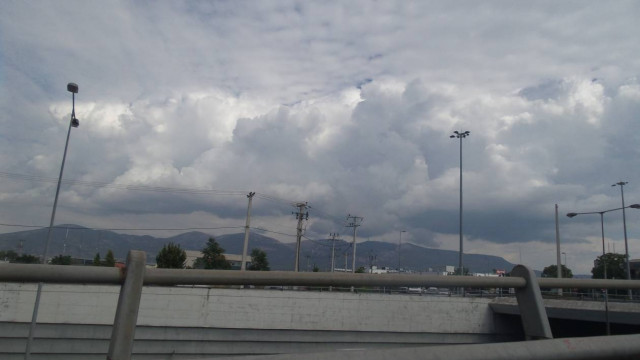 Έρχονται ισχυρές βροχές και έντονες καταιγίδες στην Αττική (pics)