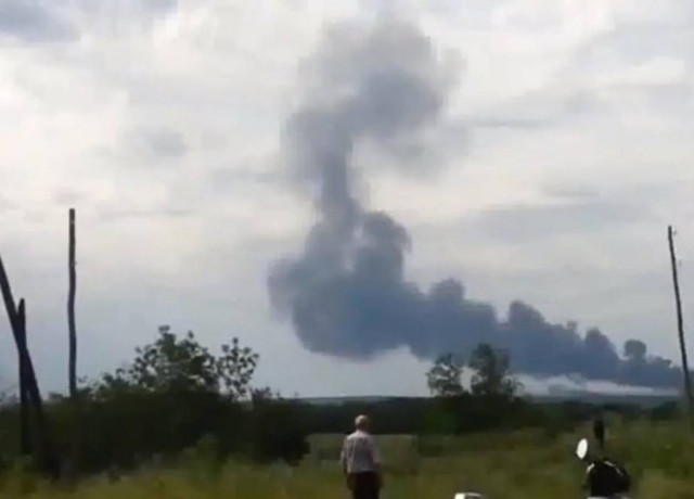 Boeing 777: Ανθρώπινα μέλη σε ακτίνα 15 χλμ. από το σημείο της συντριβής