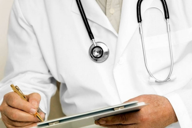 Ελεύθερος ο γιατρός που κατηγορείται για φοροδιαφυγή