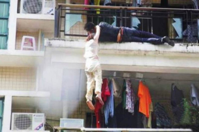 Κίνα: Ζευγάρι επιχείρησε τριπλή απόπειρα αυτοκτονίας! (photos)