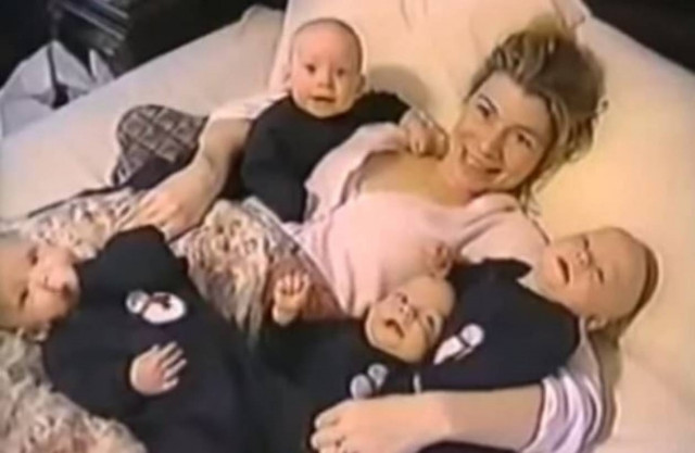 Θυμάστε το βίντεο με τα τετράδυμα; Δείτε πως είναι σήμερα (video)