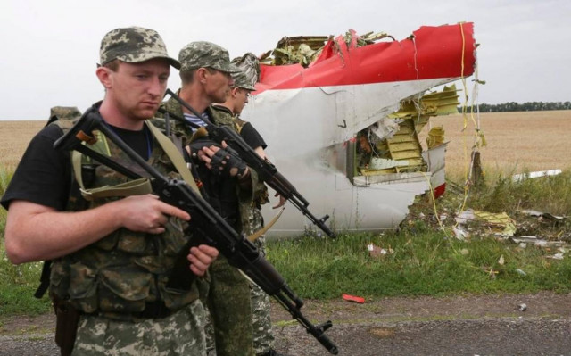 Boeing 777: Κατηγορίες για καταστροφή αποδεικτικών στοιχείων στο σημείο της συντριβής