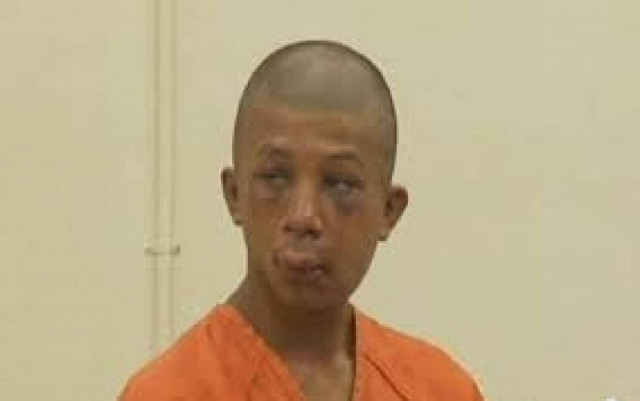 Πατέρας χτύπησε τον βιαστή του γιου του και τον άφησαν ελεύθερο (pics+ video)