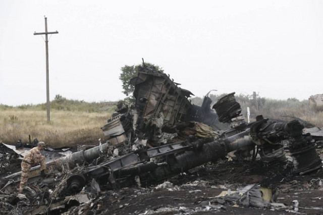 Boeing 777: Αυτή είναι η πτήση που καταρρίφθηκε; (βίντεο)