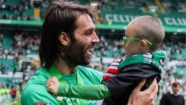 Ο Τζέι έλαβε το δώρο του Γιώργου Σαμαρά (pic)