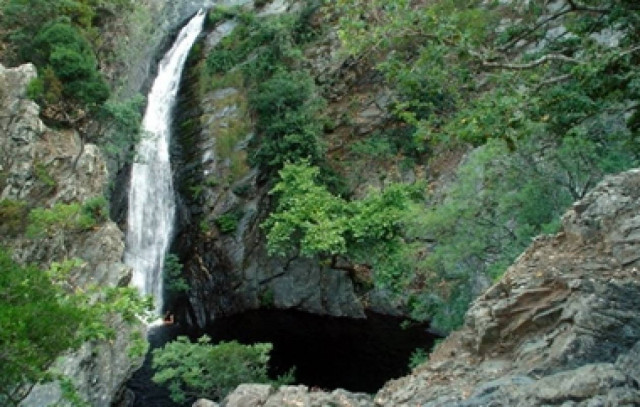 Συναγερμός στη Σαμοθράκη: Δύο αγνοούμενοι και ένας τραυματίας