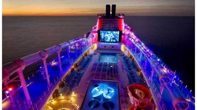 Κρήτη: «Έδεσε» το παραμυθένιο Disney Magic στο λιμάνι του Ηρακλείου (pics)