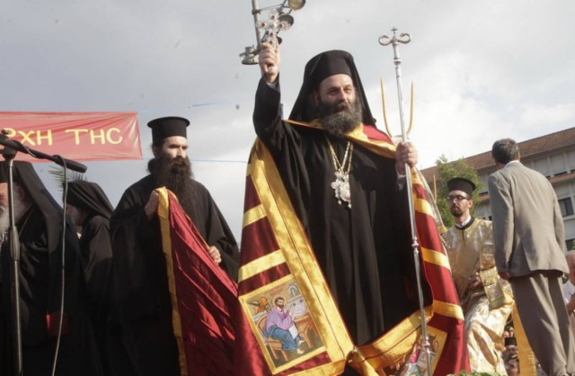 Με λαμπρότητα πραγματοποιήθηκε η ενθρόνιση του νέου Μητροπολίτη Ιωαννίνων (pics)