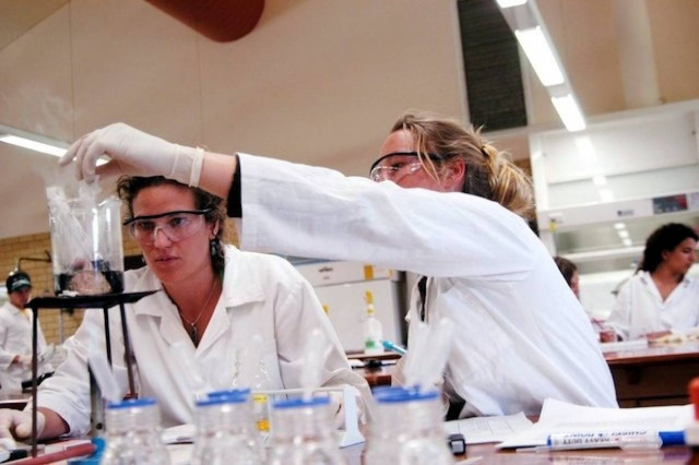 Σκόπια: Τρεις άνθρωποι έχασαν τη ζωή τους από το βακτήριο της λιστέρια