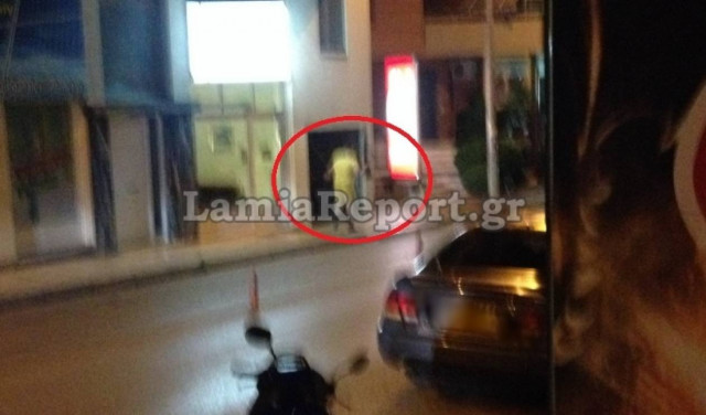 Σκηνές Φαρ Ουέστ με πυροβολισμούς στη Λαμία (pics-vid)