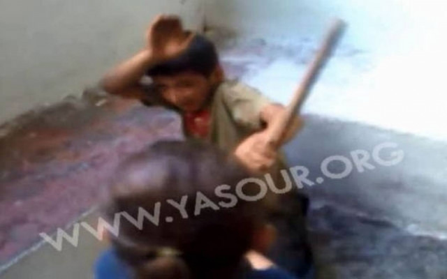 Βίντεο: Παιδάκι κακοποιεί προσφυγόπουλο από τη Συρία