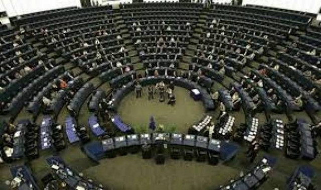 Μεγαλώνει η λίστα με τους υποψηφίους Επιτρόπους