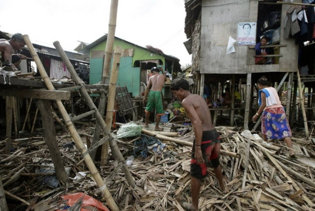 Ταϊβάν: Ένας νεκρός και υλικές καταστροφές από τον τυφώνα Μάτμο