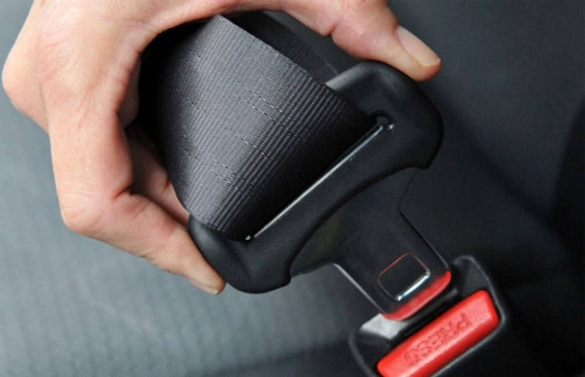 «Έξυπνη» ζώνη προειδοποιεί τον οδηγό όταν αποκοιμιέται στο τιμόνι