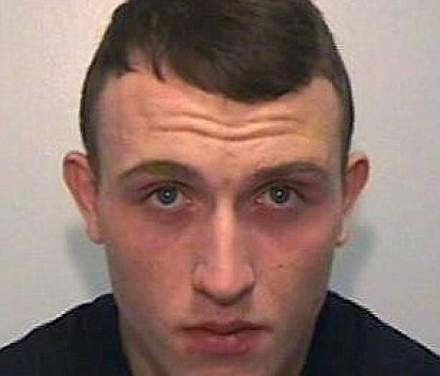 Έδειρε και βίασε την 18χρονη κοπέλα του επειδή δεν του απάντησε στο SMS