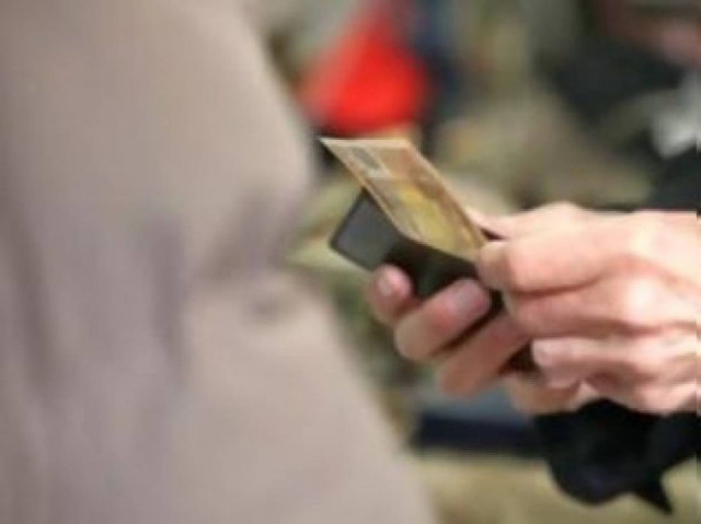 Ελάχιστο εγγυημένο εισόδημα: Οι δήμοι πρέπει να εντοπίσουν τους άστεγους