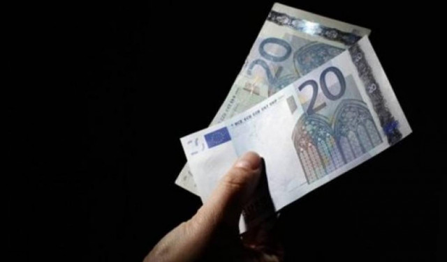 Κοινωνικό μέρισμα: Πότε θα το λάβουν εκείνοι που ελέγχονται ακόμα από την εφορία