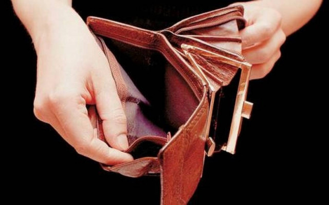 Ευρωβαρόμετρο: 67% των Ελλήνων χαρακτηρίζουν κακή την κατάσταση του νοικοκυριού τους