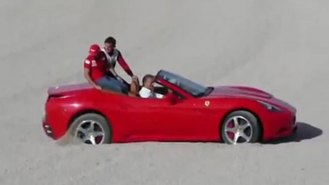 Όταν οι φιγούρες πάνε στραβά... (βίντεο)