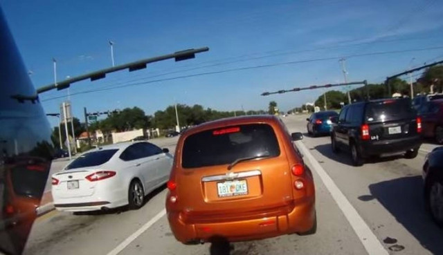 Αδελφέ ξύπνα, άναψε πράσινο (vid)