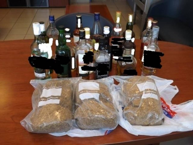 Κρήτη: Συλλήψεις για λαθραία ποτά και τσιγάρα