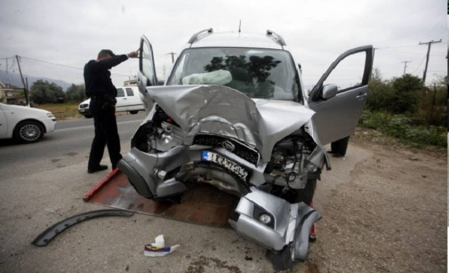 Σέρρες: Τραγωδία στην άσφαλτο - Σκοτώθηκε για να μην πατήσει γυναίκα