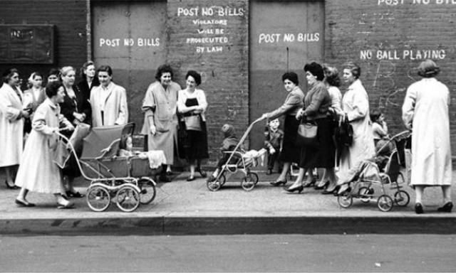 Οι εποχές αλλάζουν αλλά η αγάπη της μάνας μένει πάντα ίδια!