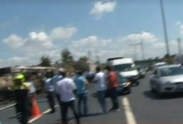 Στις φλόγες λεωφορείο στην Κωνσταντινούπολη