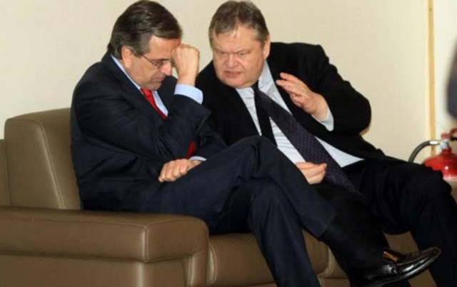 Πολιτικά ανταλλάγματα περιμένει το ΠΑΣΟΚ από τη ΝΔ