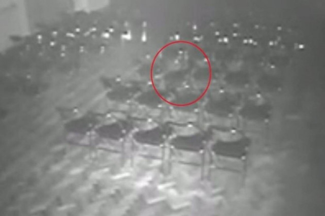 Βρετανία: Εμφανίστηκε φάντασμα σε στοιχειωμένο θέατρο! (video+photos)