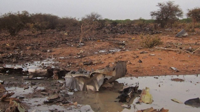 Με ταχύτητα 900χλμ/ω προσέκρουσε στο έδαφος το αεροσκάφος της Air Algerie!