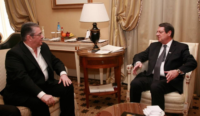 Τετ α τετ Κουτσούμπα-Αναστασιάδη