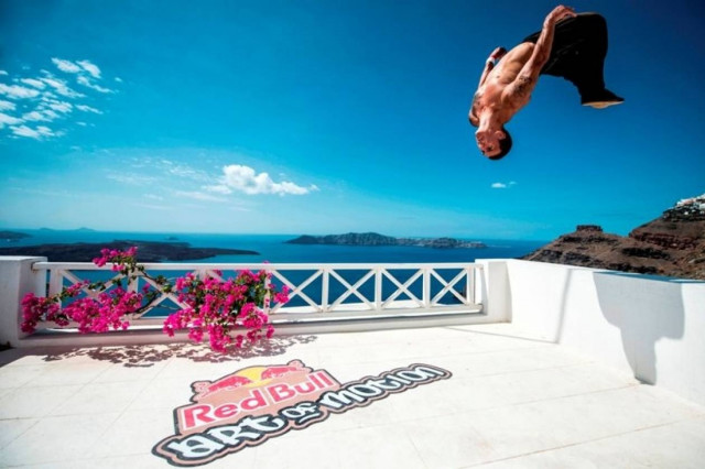 Red Bull Art of Motion: Ραντεβού με τους καλύτερους freerunners του κόσμου στην Καλντέρα