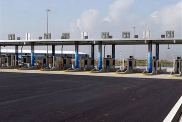 Ηλεκτρονικές συσκευές για τους παραβάτες στα διόδια του δρόμου Κορίνθου - Καλαμάτας