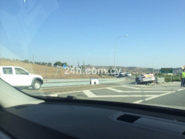 Σοβαρό τροχαίο στον αυτοκινητόδρομο Λεμεσού-Λευκωσίας