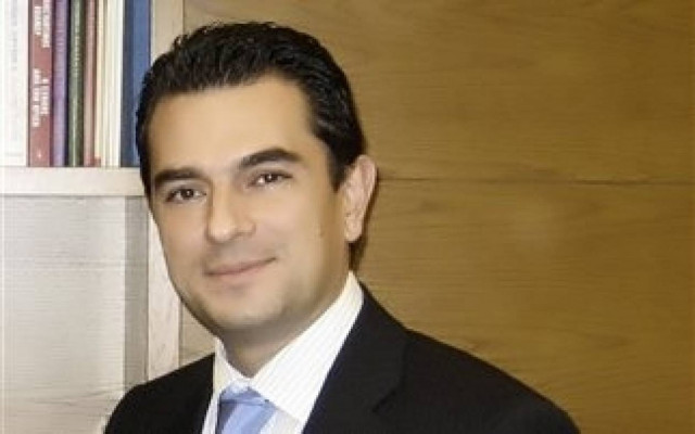 Σκρέκας: «Δεν κόβεται το εφάπαξ των ενστόλων»