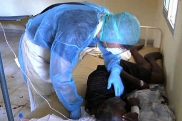 Έμπολα: Σε καραντίνα τα σύνορα της Γουινέας με Λιβερία και Σιέρα Λεόνε