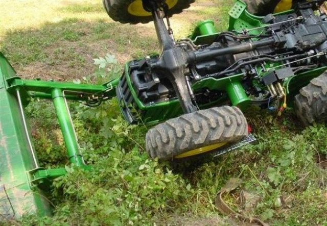 Αρκαδία: Νεκρός 84χρονος από ανατροπή τρακτέρ