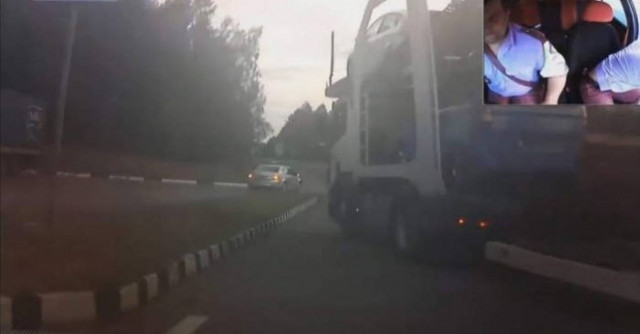 Φαρ Ουέστ: Κυνηγητό με νταλίκα μεταφοράς αυτοκινήτων και πυροβολισμοί (vid)