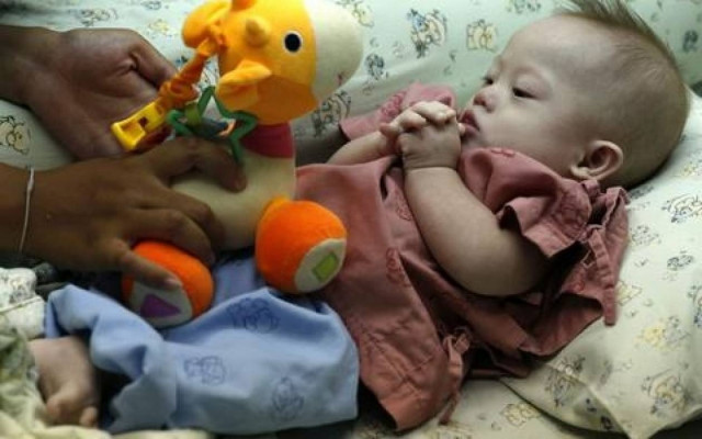 Νέα στοιχεία για την υπόθεση του νεογέννητου που συγκλονίζει δύο χώρες